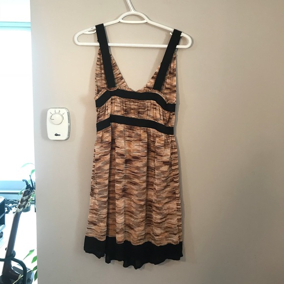 Guess by Marciano summer dress - Picture 2 of 3